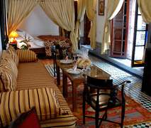 La Maison Bleue | Tlaa Accommodation