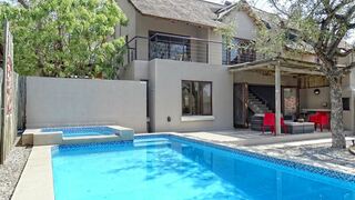 BushGlam Luxury Holiday Home | Self-catering Hoedspruit