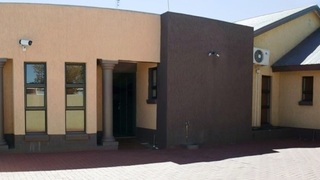 Relekane Guest House | Generaal De Wet Accommodation