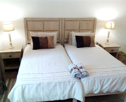 A La Mer Guest House