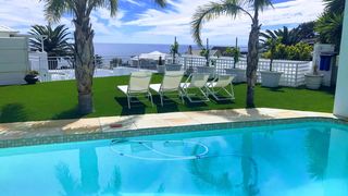 Adriatic At Funkey | Accommodation Camps Bay