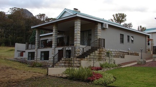 Barrister House | Accommodation Clarens