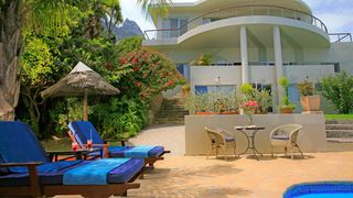 Le Gouverneur Guest House | Camps Bay Accommodation