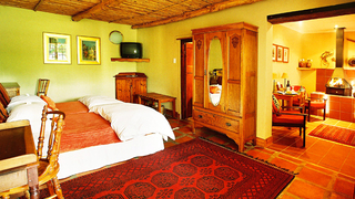 De Opstal Country Lodge | Oudtshoorn Accommodation