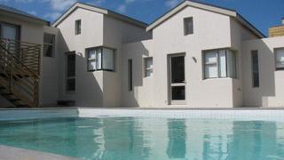 Erica House | Accommodation Brackenridge