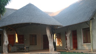 Kolobe Accommodation | Northam Accommodation