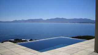 Khumbula | Accommodation De Kelders