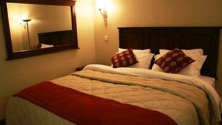 Fallsway Apartments | Accommodation Maluba