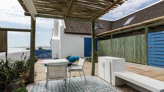 Zula Beach Cottage | Mosselbank Accommodation