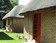 Greenhill Chalets | Grootfontein Accommodation