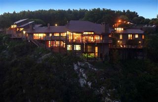 The Fernery Lodge & Chalets | Accommodation Stormsriver Village
