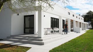 Karoo Retreat | Oudtshoorn Specials