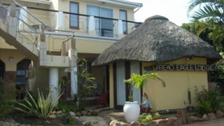 Spread Eagle Lodge | Accommodation Brighton Beach