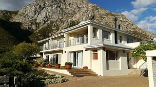 FrancolinHof Guest House | Accommodation Voelklip