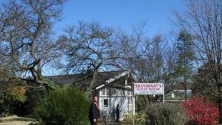 Shandraan's Guest House | Queenstown Accommodation