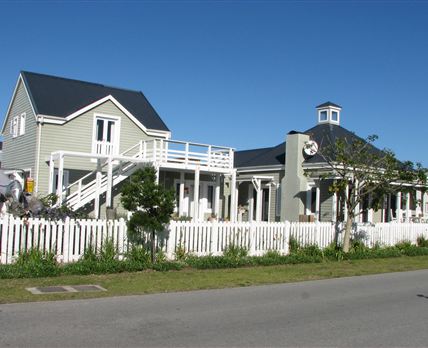 P44 Thesen Island