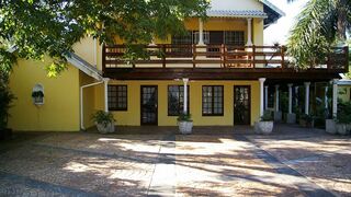 Lalapanzi Guest House | St Lucia Accommodation