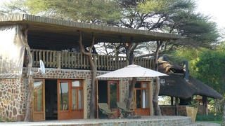 Phokoje Game Lodge | Accommodation Groot Marico