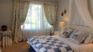 Bunker Cottage | Eastcliff Accommodation