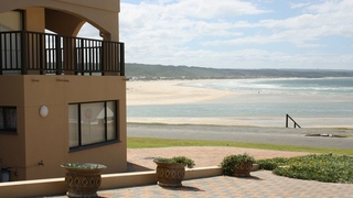 Beach Castle | Stilbaai Accommodation