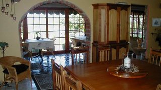 Mother Goose Bed and Breakfast | Blue Horizon Bay Accommodation