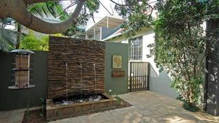 Bwelani Guest House | Accommodation Brooklyn
