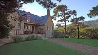 Villa Honeywood Guest House | Fish Hoek Accommodation