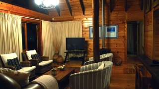 Log Home | Yzerfontein Accommodation