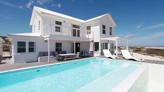 Pearl Bay | Yzerfontein Accommodation