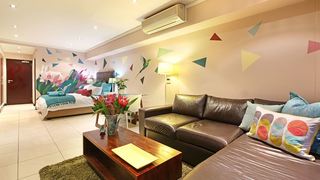 African Icon 501 | Cape Town City Centre Accommodation