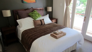 Candy Lee Accommodation Stellenbosch - Ikati | Accommodation Stellenbosch