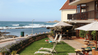 Oppie See Self-catering Apartments | Herolds Bay Self-catering