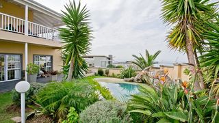 Sir Roy's At The Sea | Accommodation Humerail