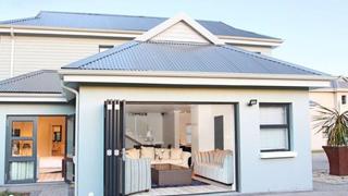 Footprints in the Sandals | Sedgefield Self-catering