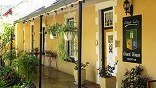 Artists' Colony | Smithfield Accommodation