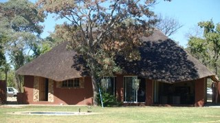 Kudu's Rus Game Lodge | Accommodation Boshoek