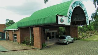 The Pumpkin Hotel | Kotwa Accommodation
