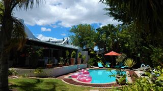 Khasha Mongo | Accommodation Somerset West