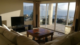 African Beach Villa | Simons Town Accommodation