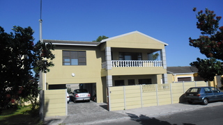 Navine's Homestay | Accommodation Ottery