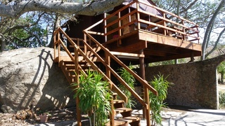 High Hide Lodge | Renosterkop Accommodation