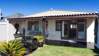 Kamudsi | Accommodation Fish Hoek