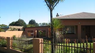 Monia Accommodation | Graskop Self-catering
