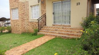 Robins Nest 39 | Accommodation Roodekrans