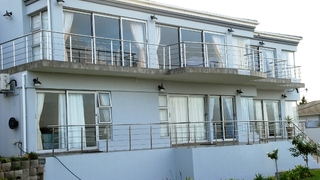 Crayfish Quarters B&B | Accommodation Saldanha