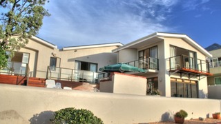 Blaauwberg House | Accommodation Bloubergstrand