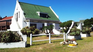 Koen's Rus | Accommodation Witsand