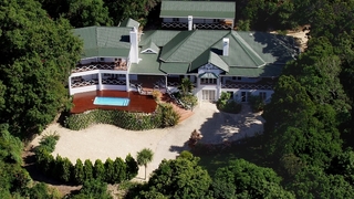 Hide-Away Guest House | Accommodation Paradise