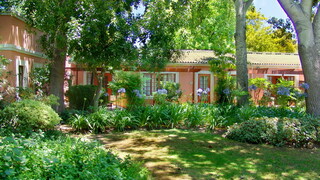 Willowbrook Country House | Somerset West Hotels