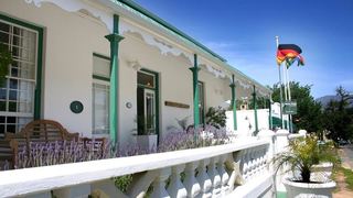 Le Ballon Rouge Guest House | Franschhoek Accommodation